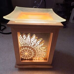 Sunflower wax warmer